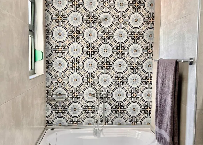 Azulejo By Adriatic Living *